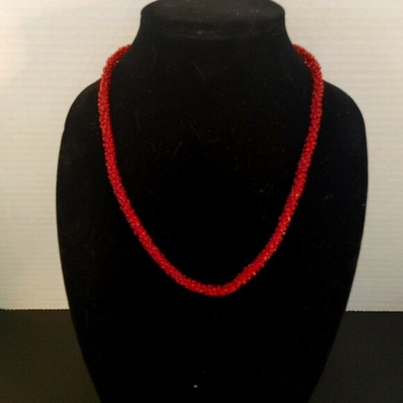 Vintage Pyrope Burgundy Red Garnet Natural Gemstone Bead Necklace Gold Tone 19" - Picture 1 of 7